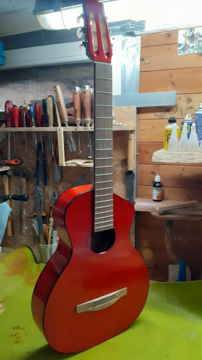 Guitare de voyage format 1/2 diapason 614